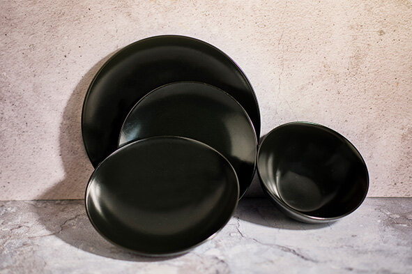 Diep bord 21 cm Venus Black