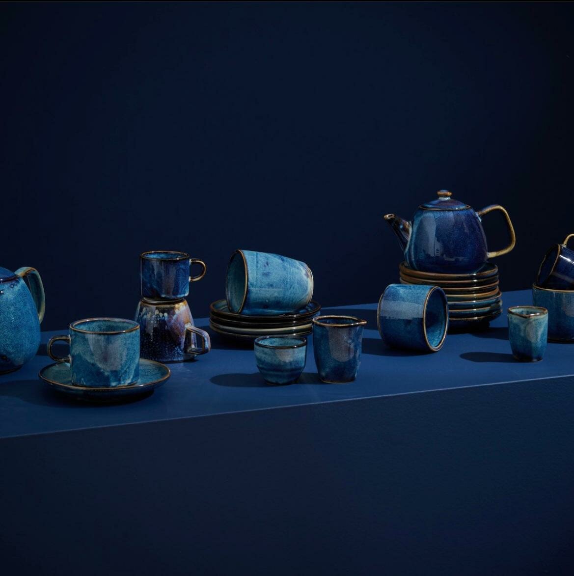 Theeset pot 80 cl met 4 kopjes Nova Blue 