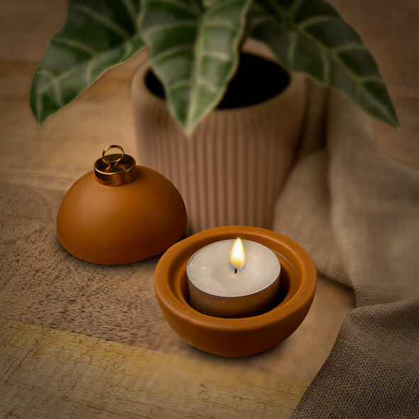 Kerstbal / theelichthouder cr&egrave;me 7 cm