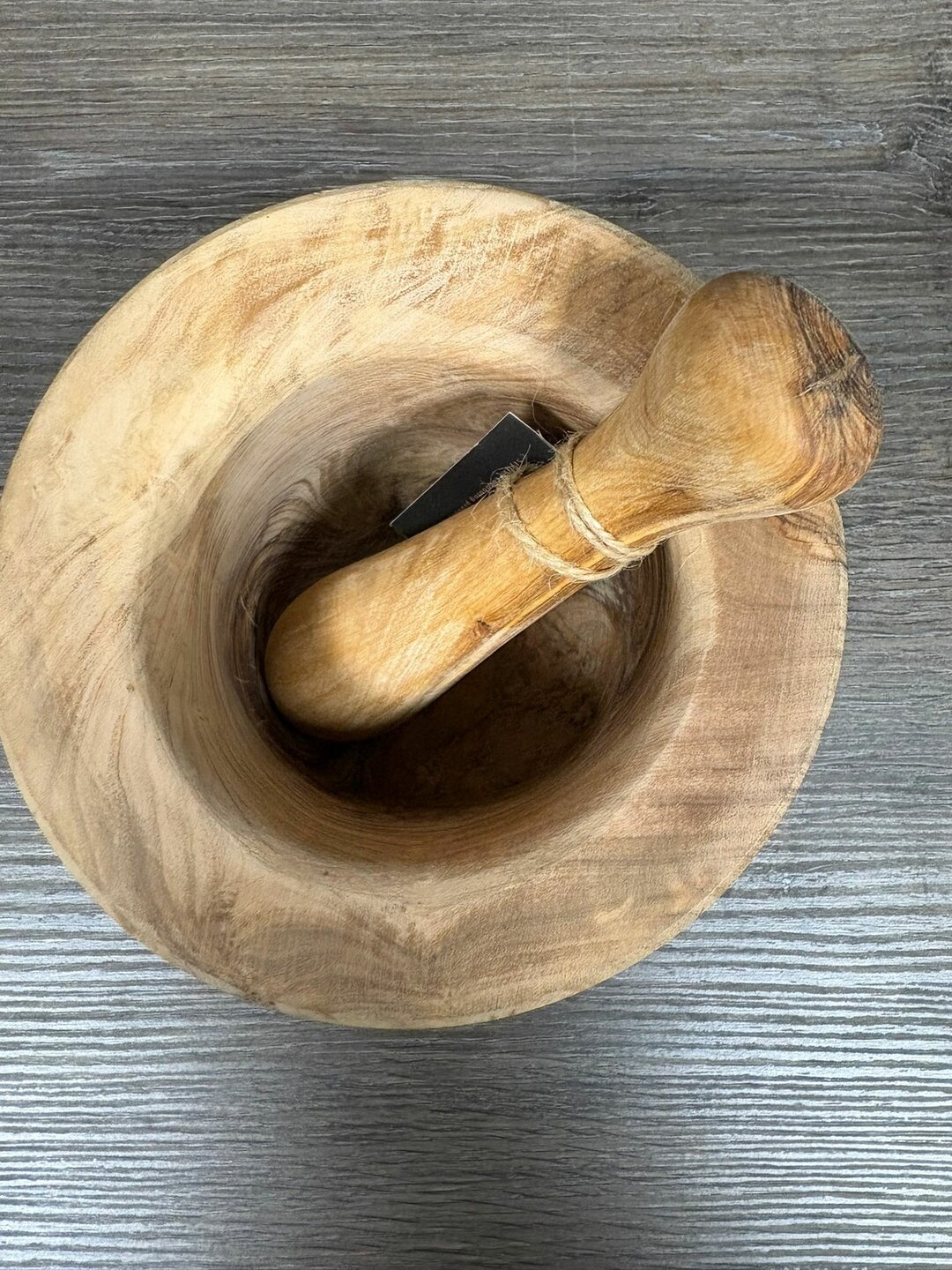 Vijzel en stamper 14 cm olijfhout