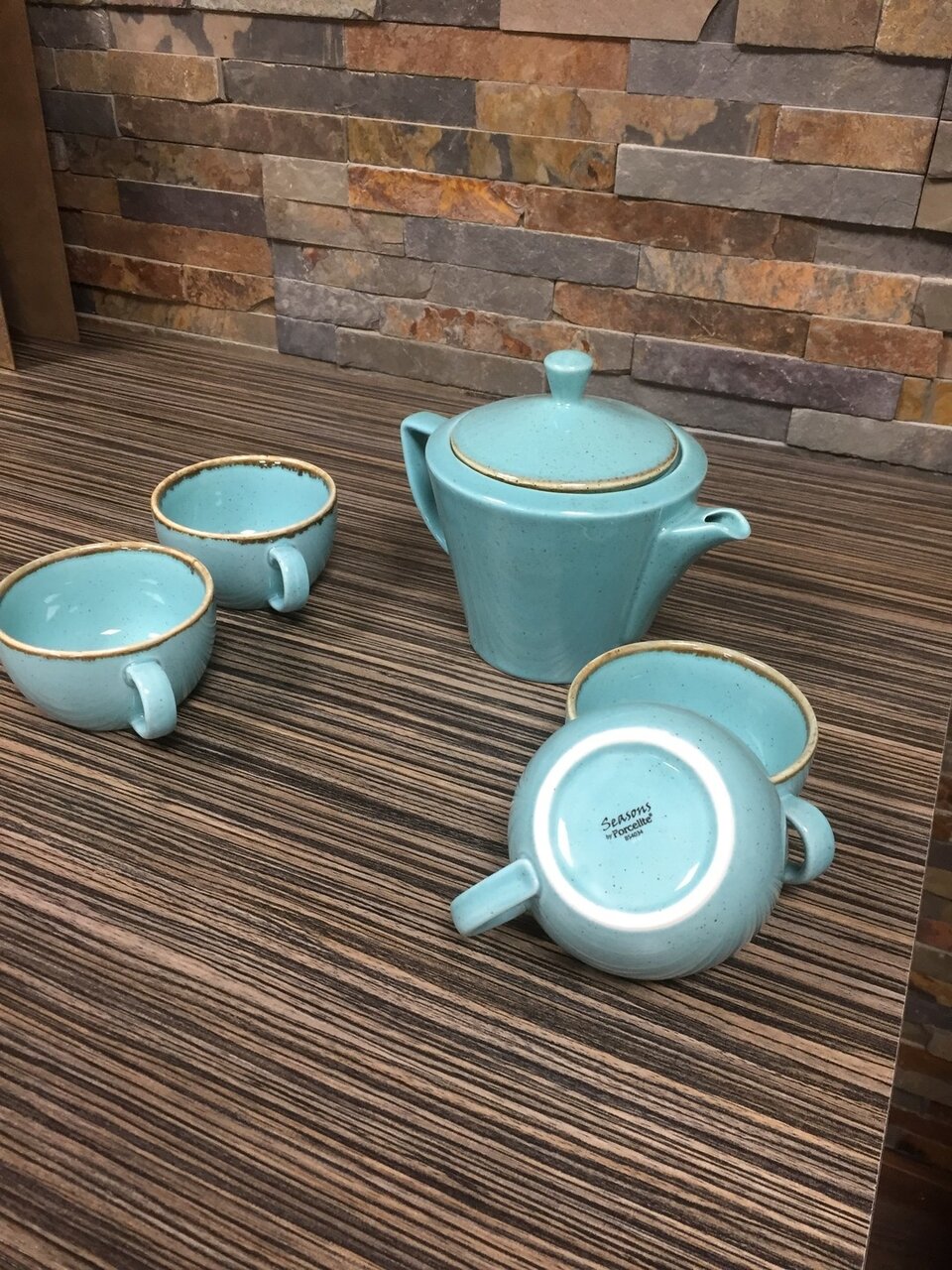 Theeset met 4 kopjes Sea Spray Porcelite