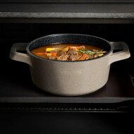 Pannenset marmeren coating 14-delig creme Creuset Royalty Line