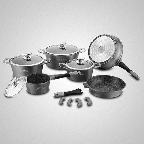 Zeker opening Piepen Complete uitzet Royalty Line Switzerland 4 | AANBIEDING keramische pannen, bestek, keukenmessen - Kookwinkel Kitchen&More Zeker opening Piepen Complete uitzet Royalty Line Switzerland 4 | AANBIEDING keramische pannen, bestek, keukenmessen - Kookwinkel Kitchen&More