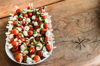 De lekkerste hapjes voor tijdens de borrel op een rijtje De lekkerste hapjes voor tijdens de borrel op een rijtje