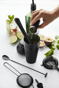 Cocktailaccessoires: onmisbaar voor de perfecte thuisbar Cocktailaccessoires: onmisbaar voor de perfecte thuisbar