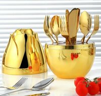 Goudkleurig bestek: luxe en stijl op tafel