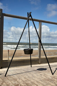 Driepoot BBQ: authentiek grillen boven vuur